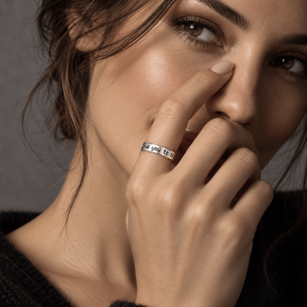 "Love you to the moon and back" Ring