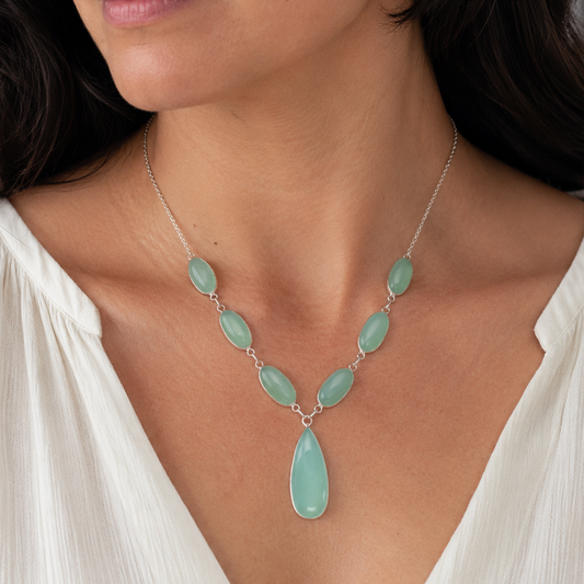 17.5" Green Chalcedony Necklace