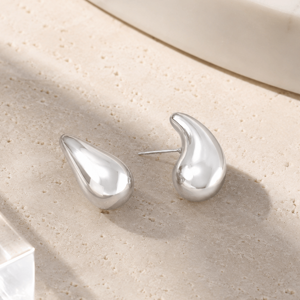 Hollow Raindrop Earrings