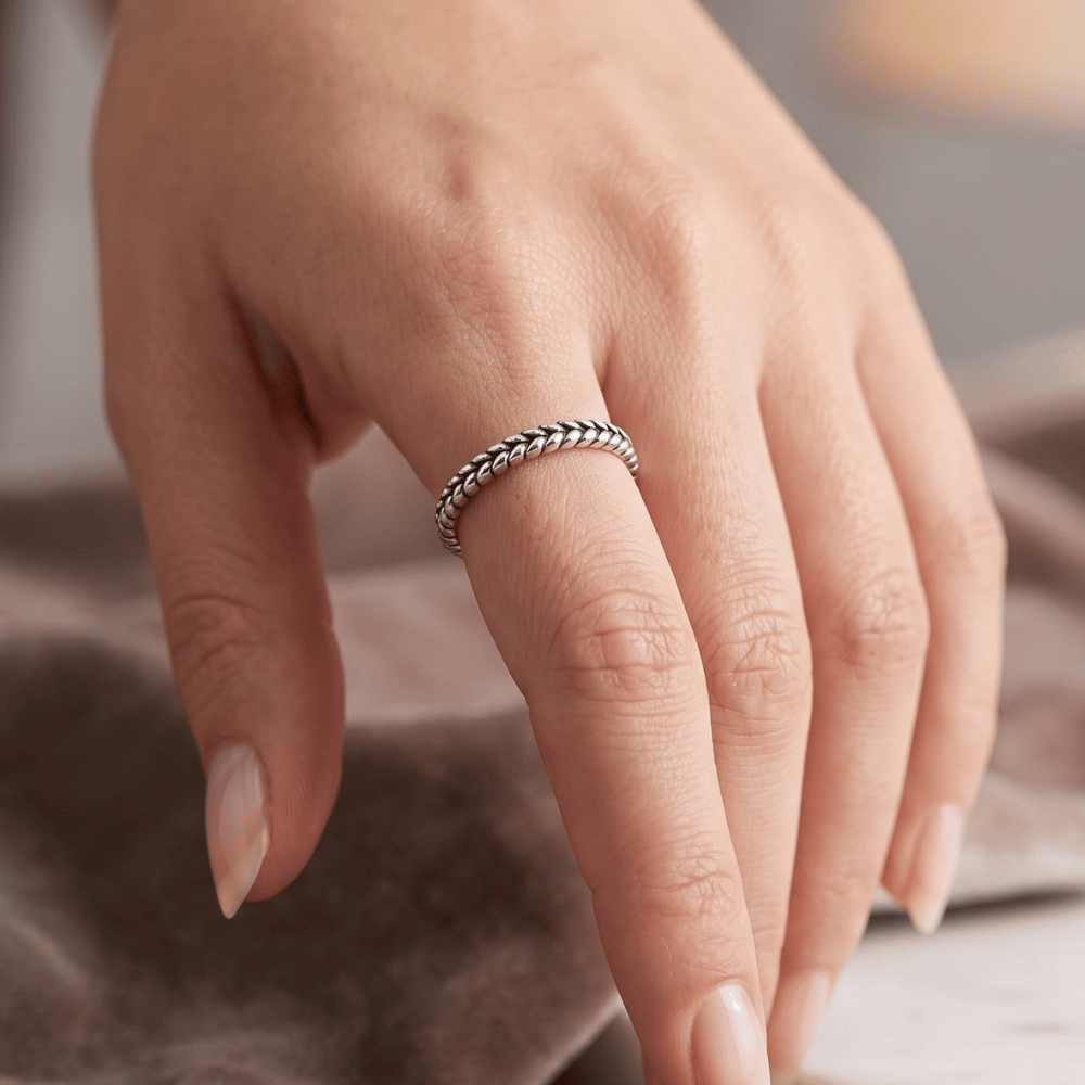 Rhodium Plated Oxidized Dainty Wheat Design Ring