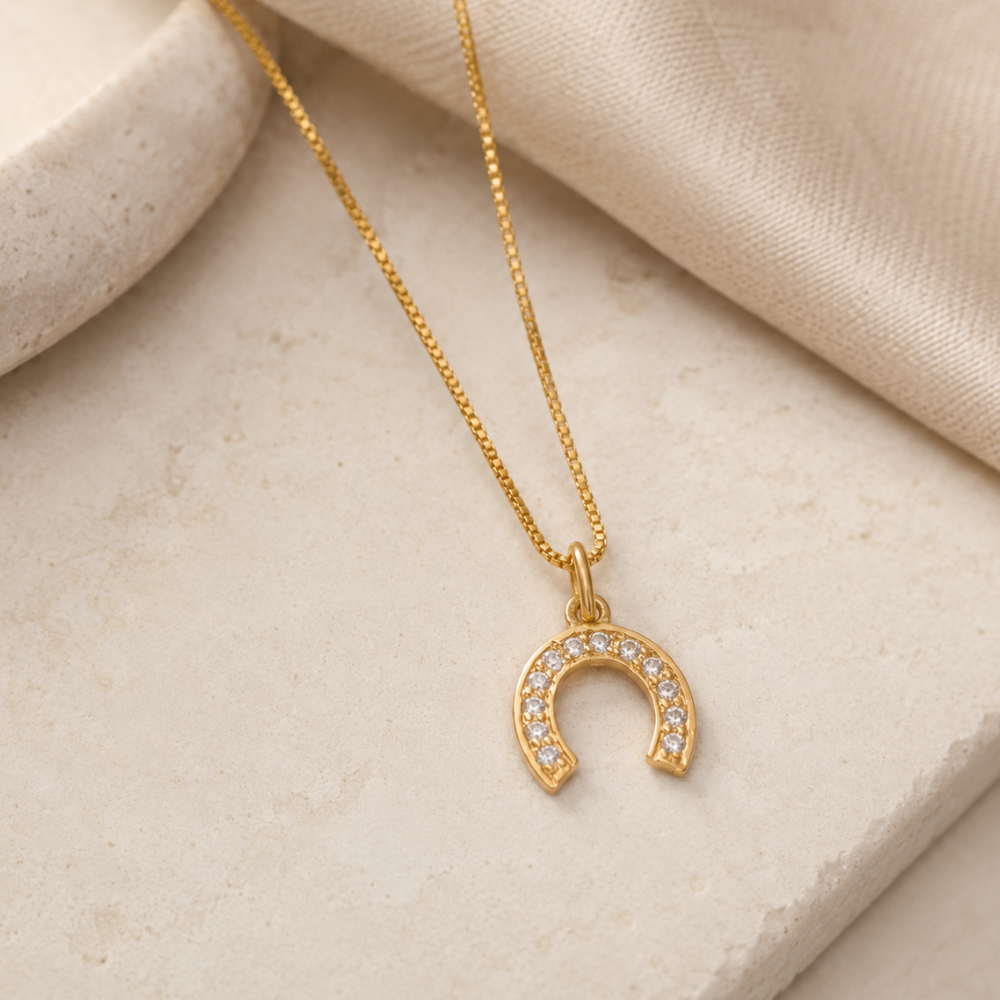18" 14 Karat Gold Plated Diamond Studded Horseshoe Necklace