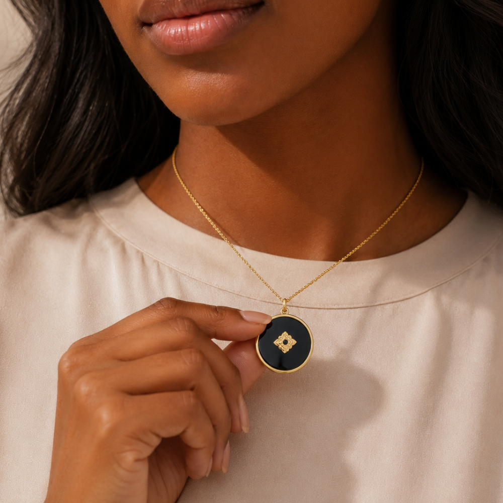 20" + 2" Mother of Pearl and Black Onyx Reversible Necklace