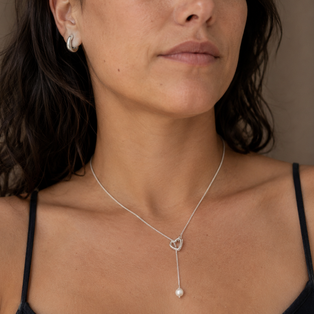16" + 2" Cultured Freshwater Pearl and CZ Heart Lariat Necklace