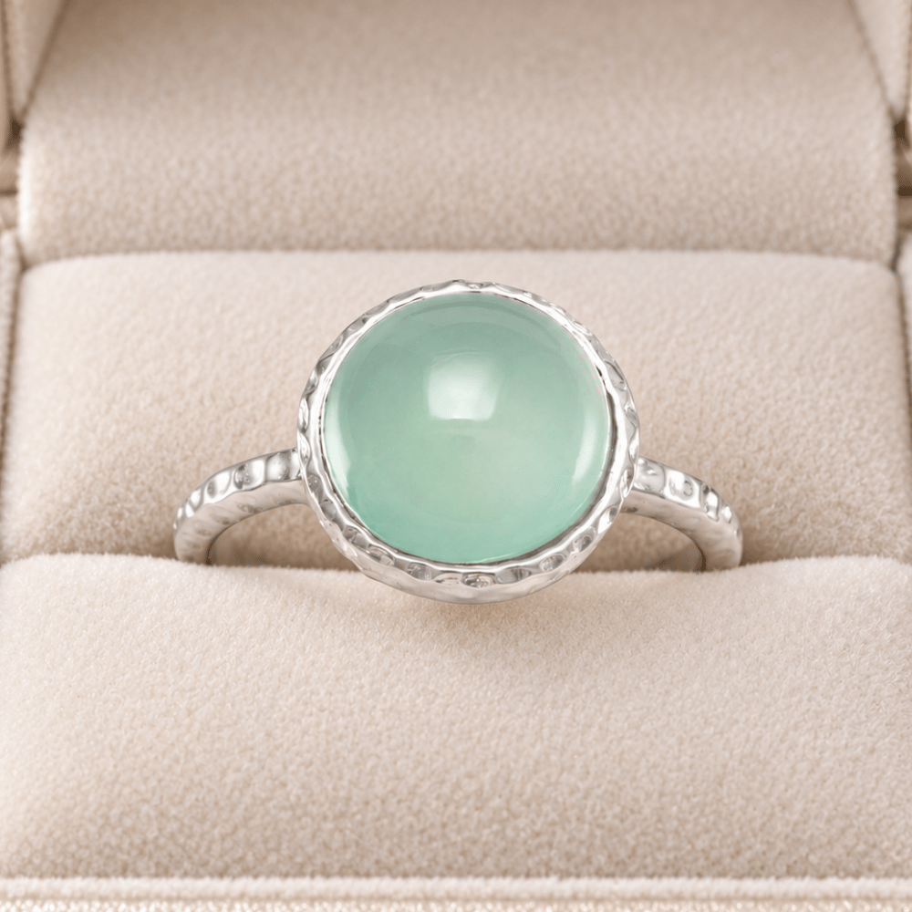 Cabochon Sea Green Chalcedony Ring