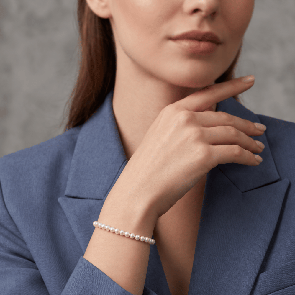 White Cultured Freshwater Pearl Stretch Bracelet