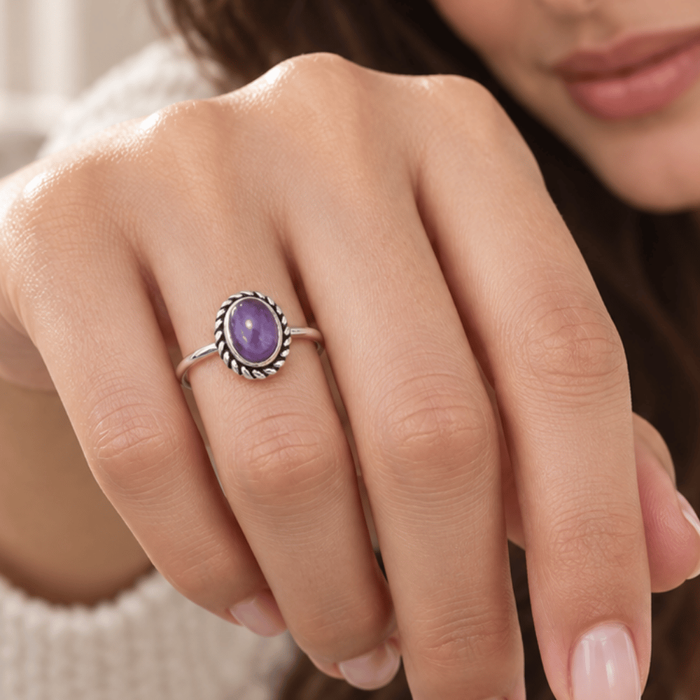 Delicate Oval Amethyst with Rope Edge Ring