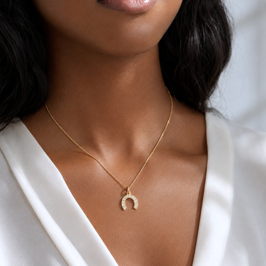 18" 14 Karat Gold Plated Diamond Studded Horseshoe Necklace