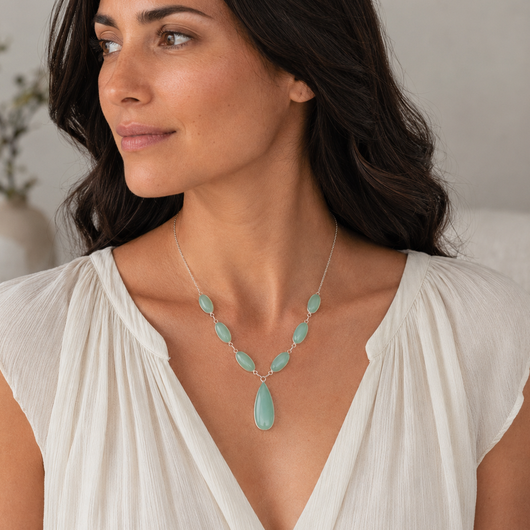 17.5" Green Chalcedony Necklace