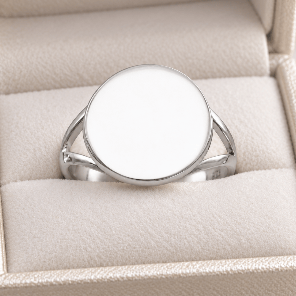 Round Ring with "V" Band